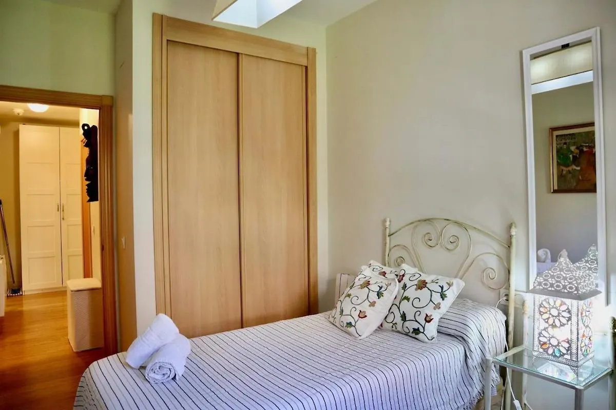Buddha Home Baviera Golf Velez Malaga Spanien