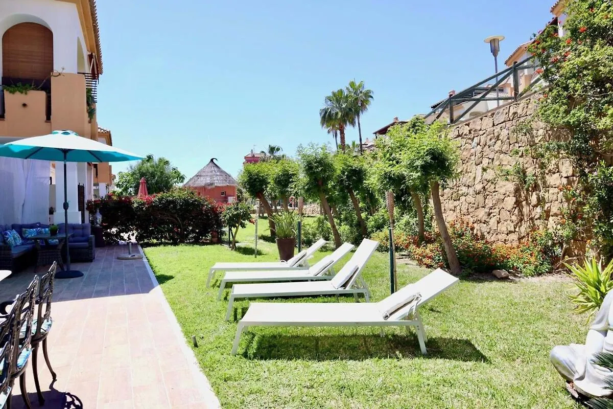Buddha Home Baviera Golf Velez Malaga 0*,