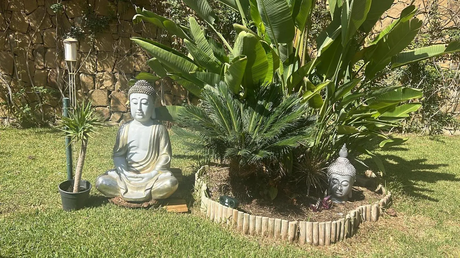 Buddha Home Baviera Golf Velez Malaga